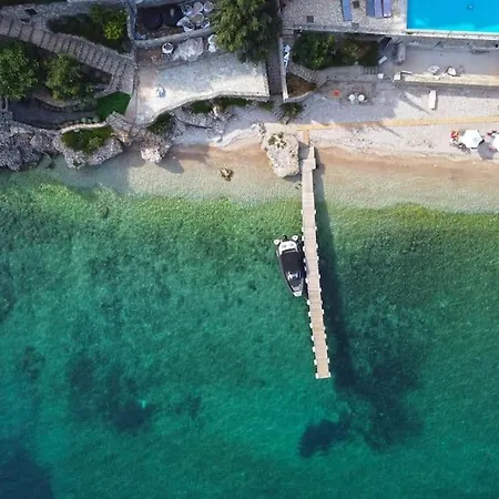 Evo's Sea View Apartamento Glyfa